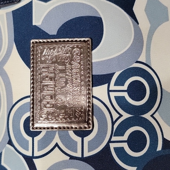 COACH POPPY EUC BLUE  APPLIQUE GLAM SET TOTE - Picture 8 of 13